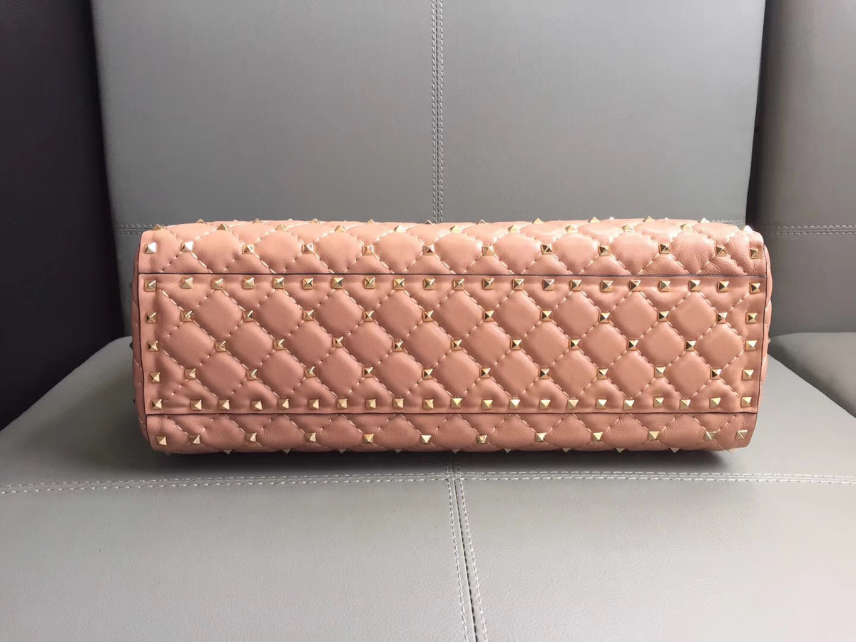 Va1e*ntin0 original lambskin spike tote bag in Nude Pink