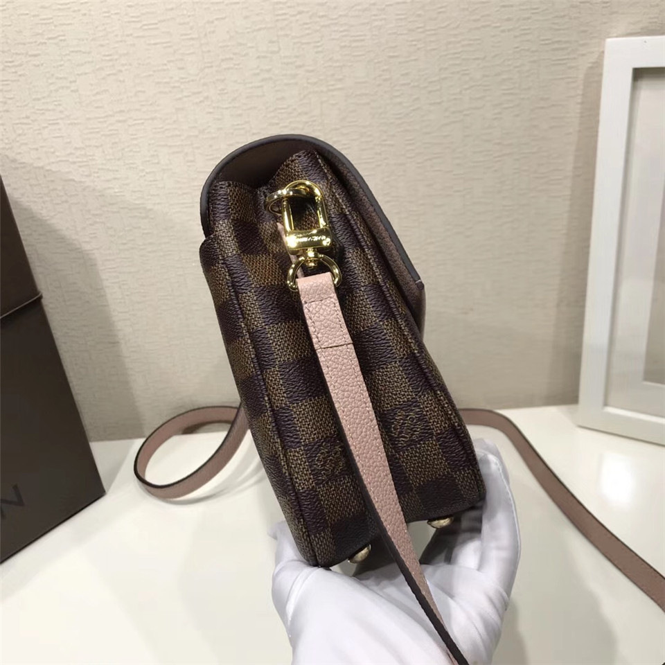 L0vis Vvtt0n Damier Ebene Cuir Taurillon Bag Pink