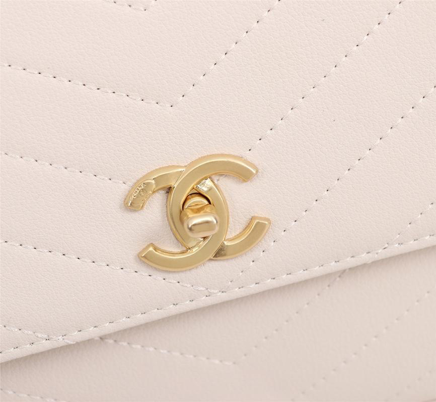 Ch**el Calfskin Corssbody Handbag white