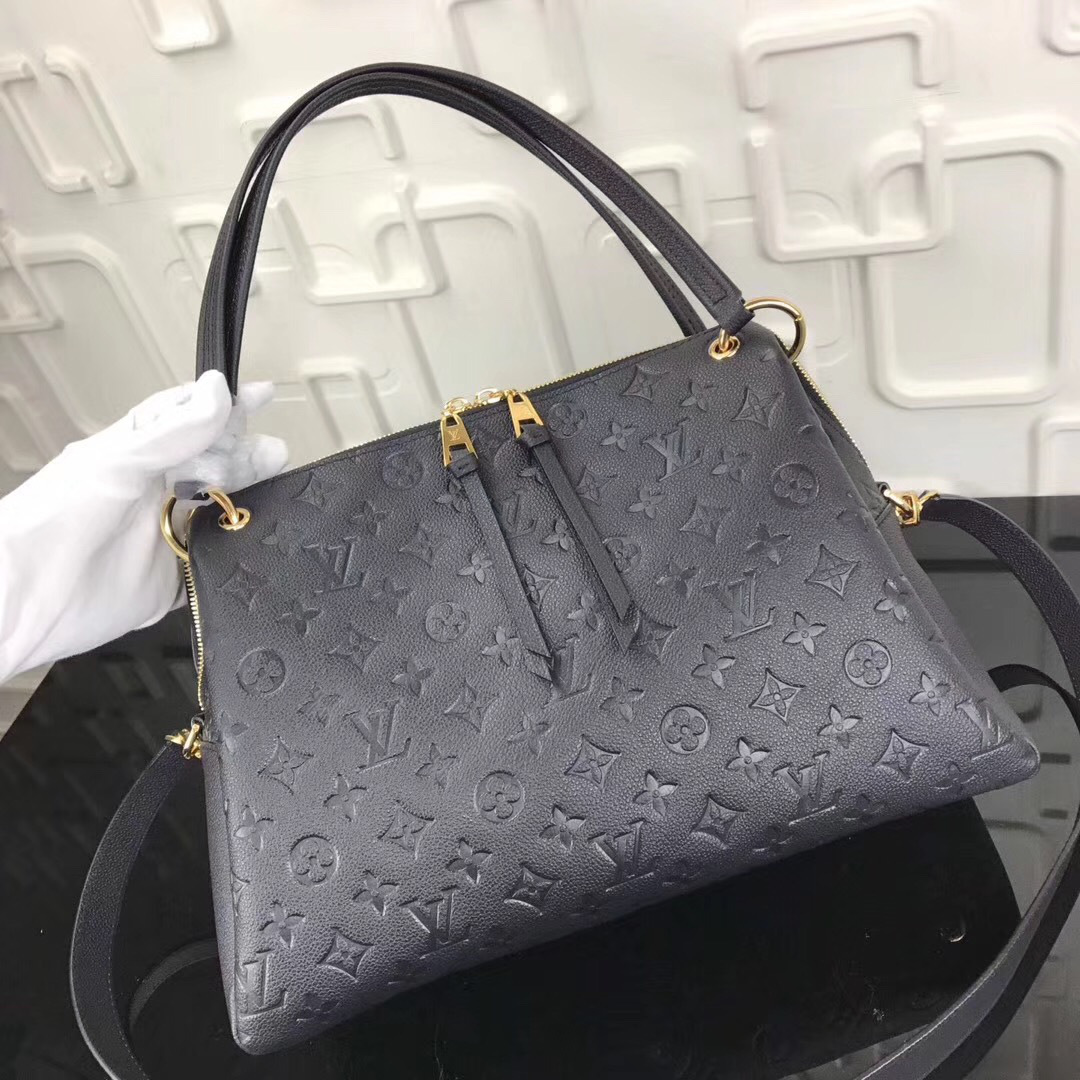 L0vis Vvtt0n Monogram Empreinte Leather Bag Black M43719