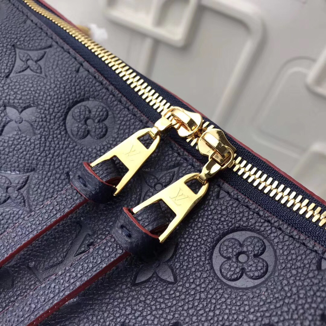 L0vis Vvtt0n Monogram Empreinte Leather Bag Blue M43719