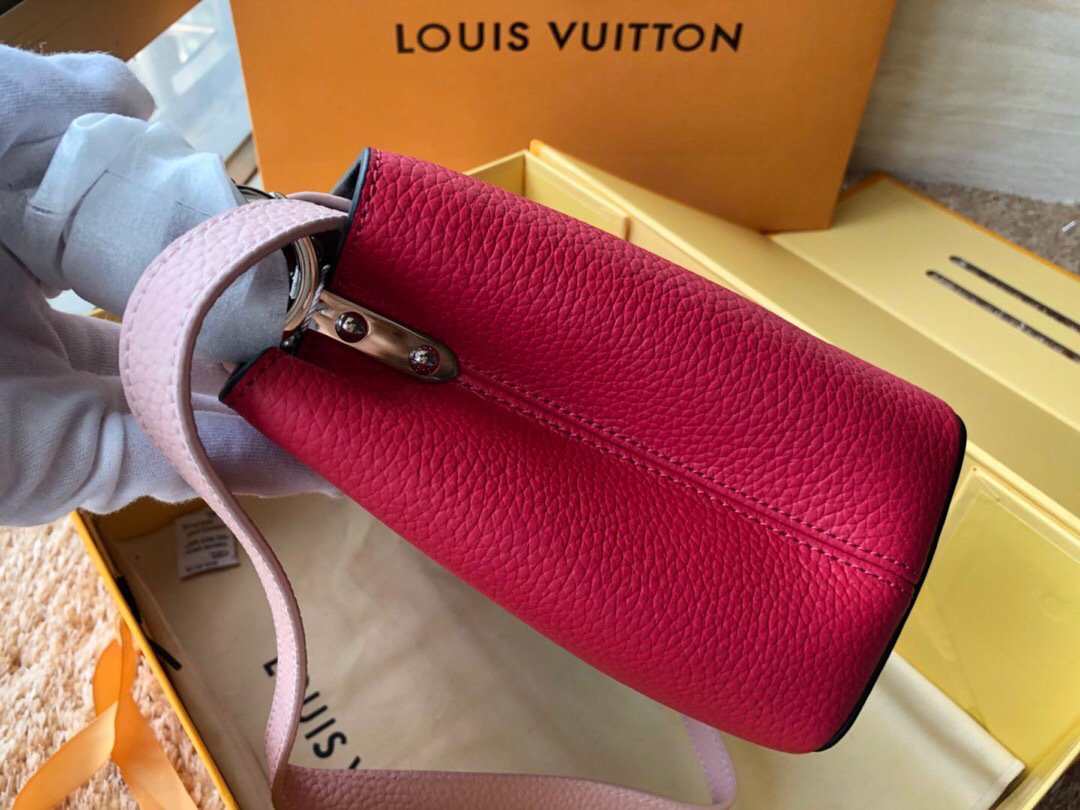 L0vis Vvtt0n Leather Capucines Bag N94519 Rose Red