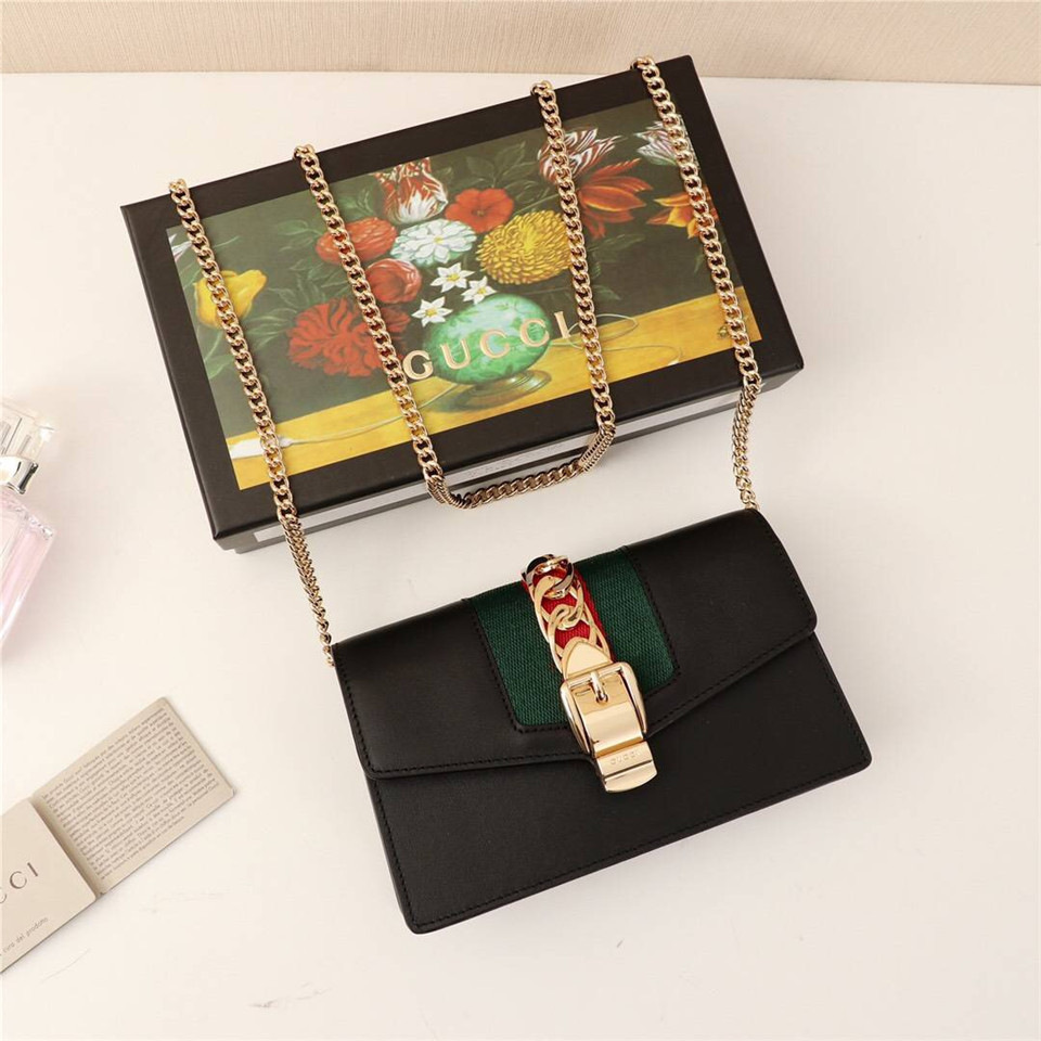 Gvc*1 Sylvie Leather S*per Mini Bag Black 484646