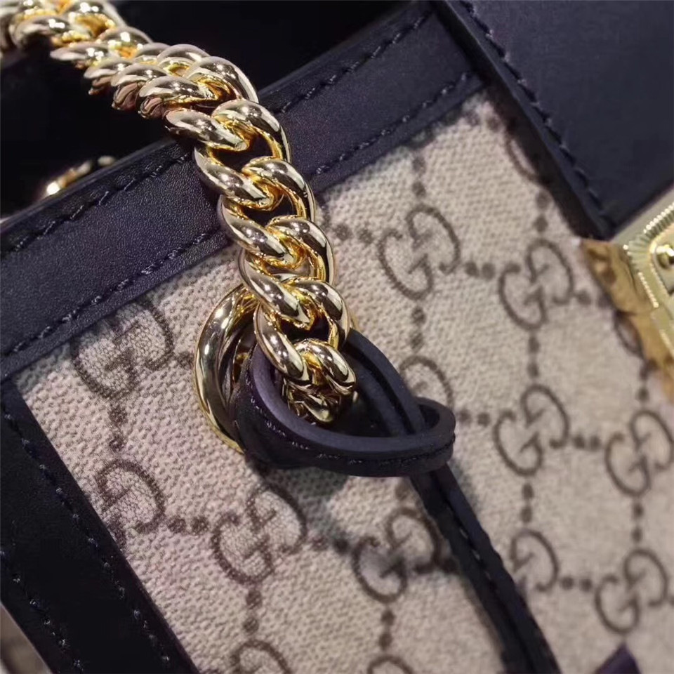 Gvc*1 Padlock small shoulder bag 498156 Black