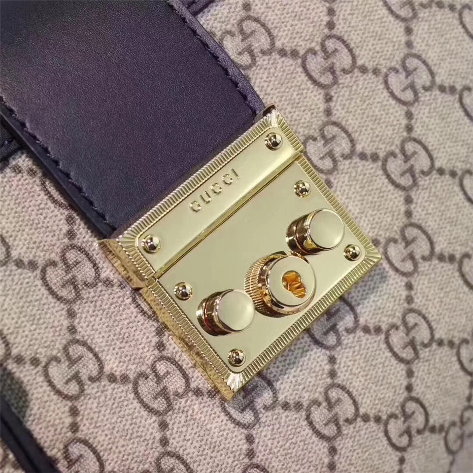 Gvc*1 Padlock small shoulder bag 498156 Black
