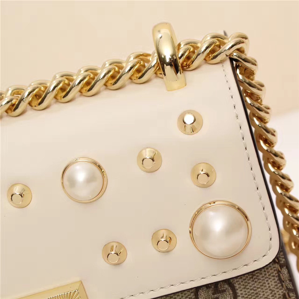 Gvc*1 Padlock Bee Star small shoulder bag 432182 White