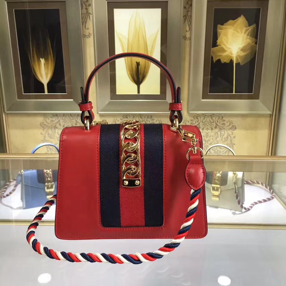 Gvc*1 Sylvie leather mini bag in Red 470270	