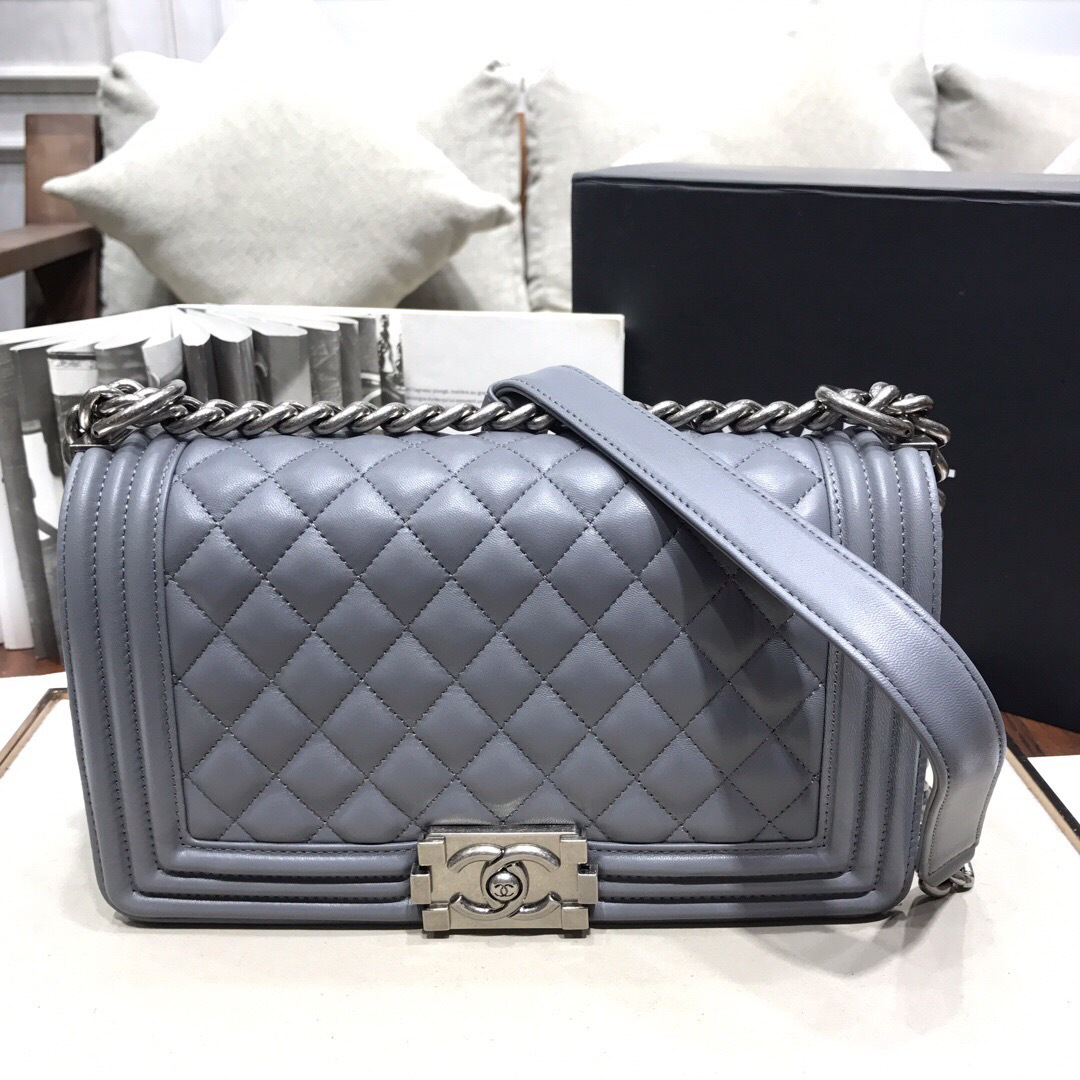 Ch**el Leboy lambskin Bag in Gray With Silver Hardware 67086
