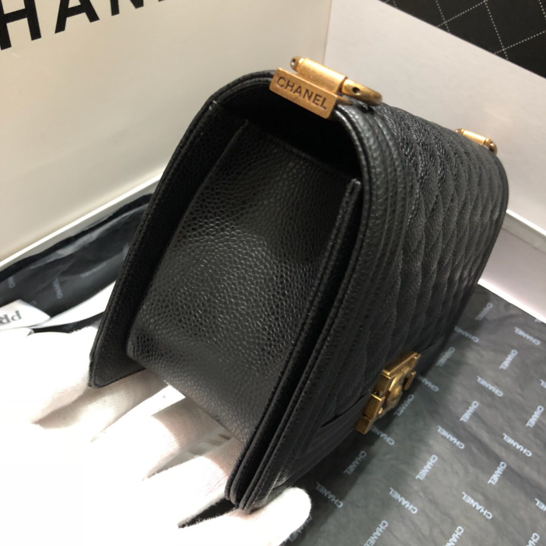 Ch**el Leboy Calfskin Bag in Black 67086