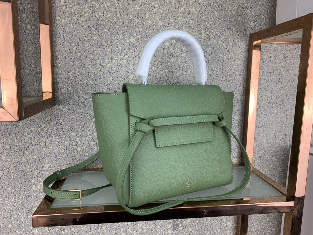 Ce1i*e Micro Belt Bag In Grained Calfskin with Green 20cm 175519