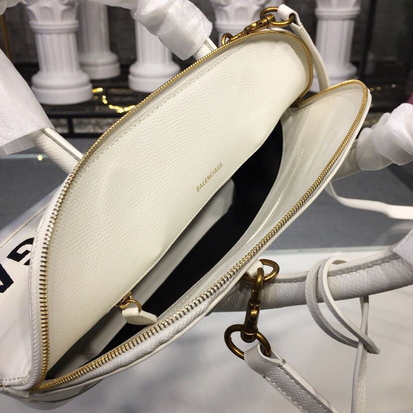 Ba1en*iaga Ville Medium graffiti logo calfskin bag White 18SS