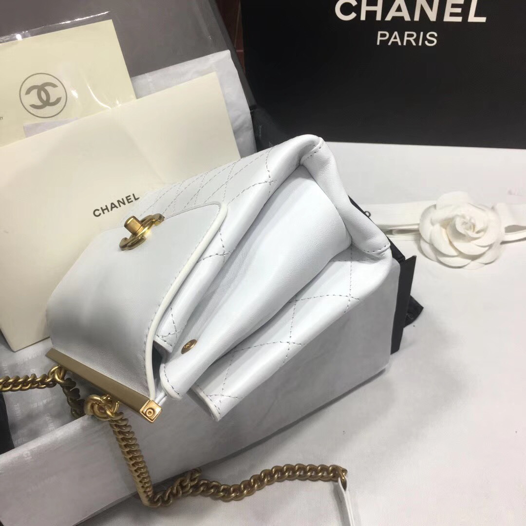 Ch**el Classic Lambskin Small Handbag A01112 White