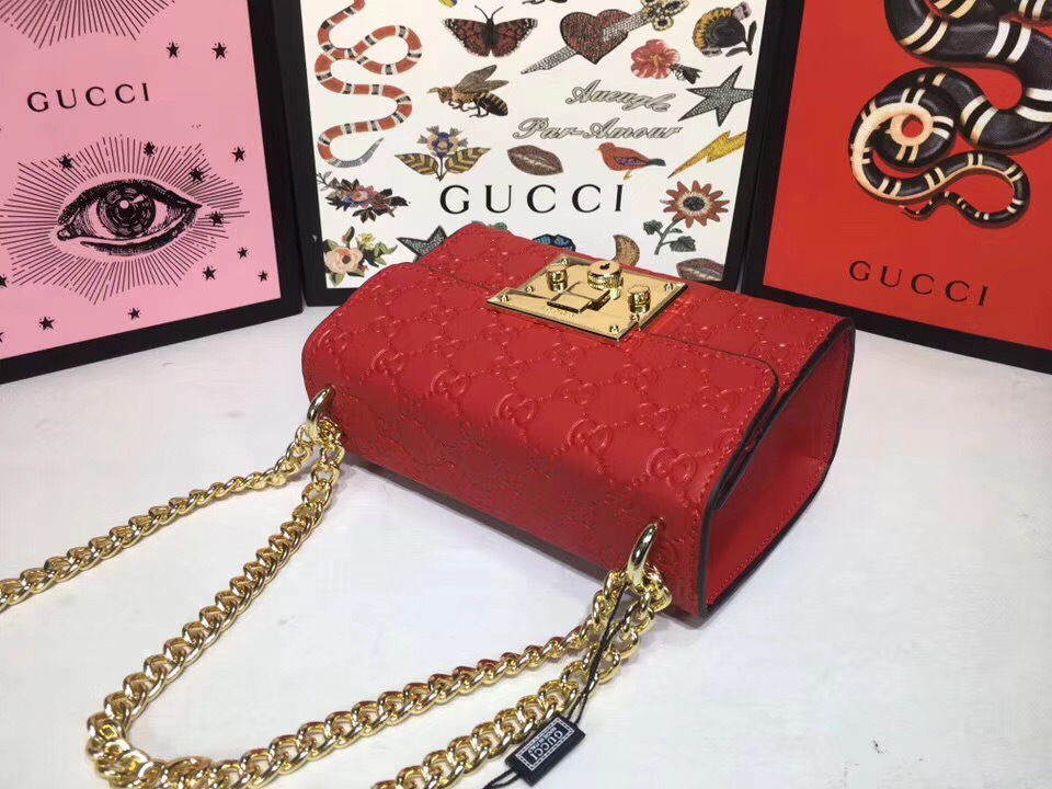 Gvc*1 Padlock small Signature shoulder Leather bag red 409487