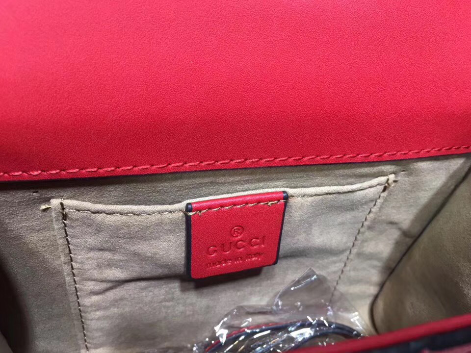Gvc*1 Padlock small Signature shoulder Leather bag red 409487