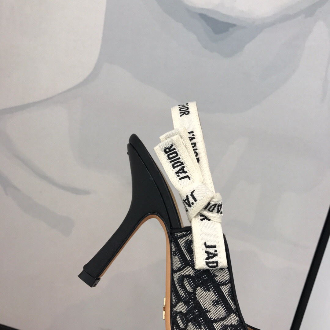 D10r Black High Heel shoes 9.5cm
