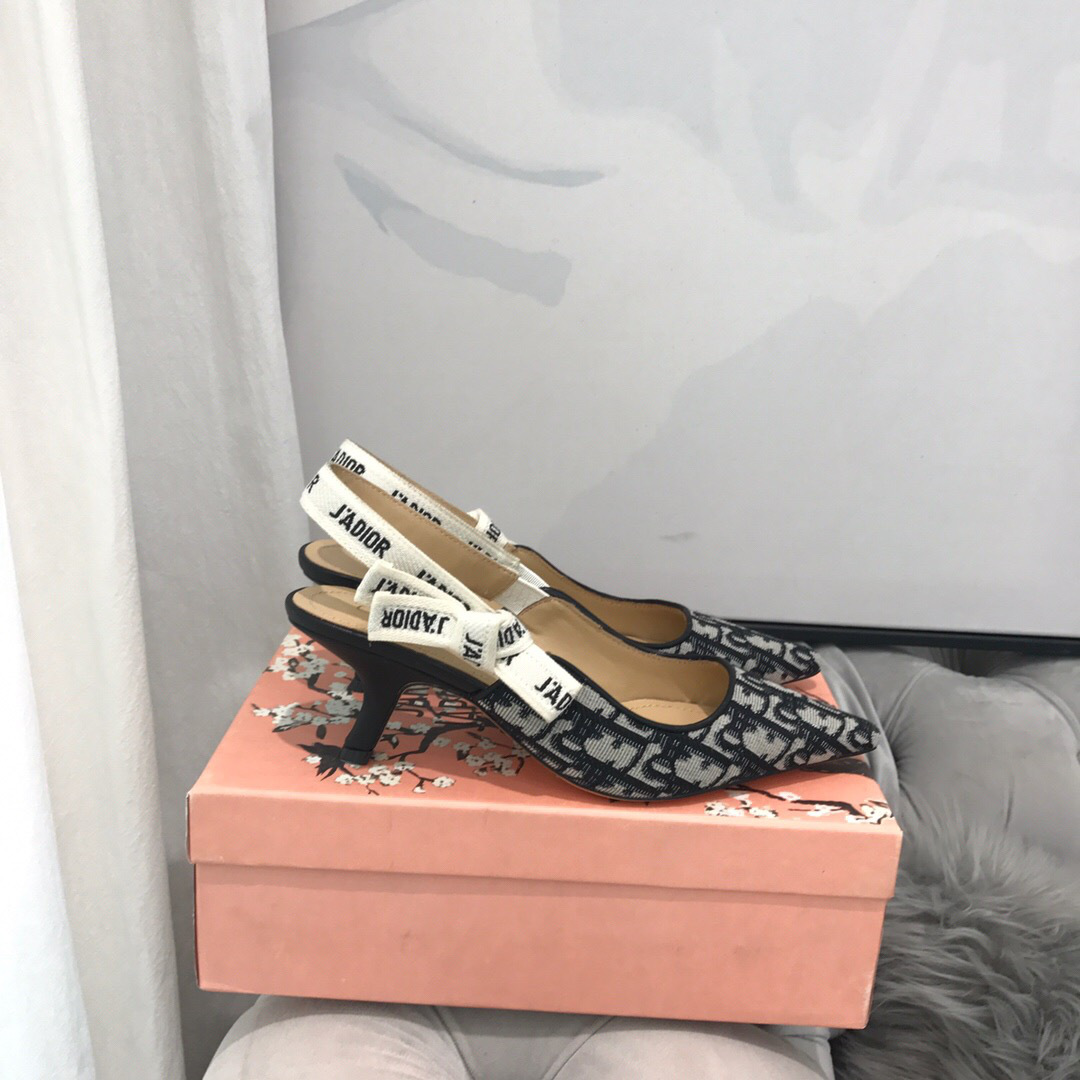 D10r Black Mid Heel shoes 6.5cm