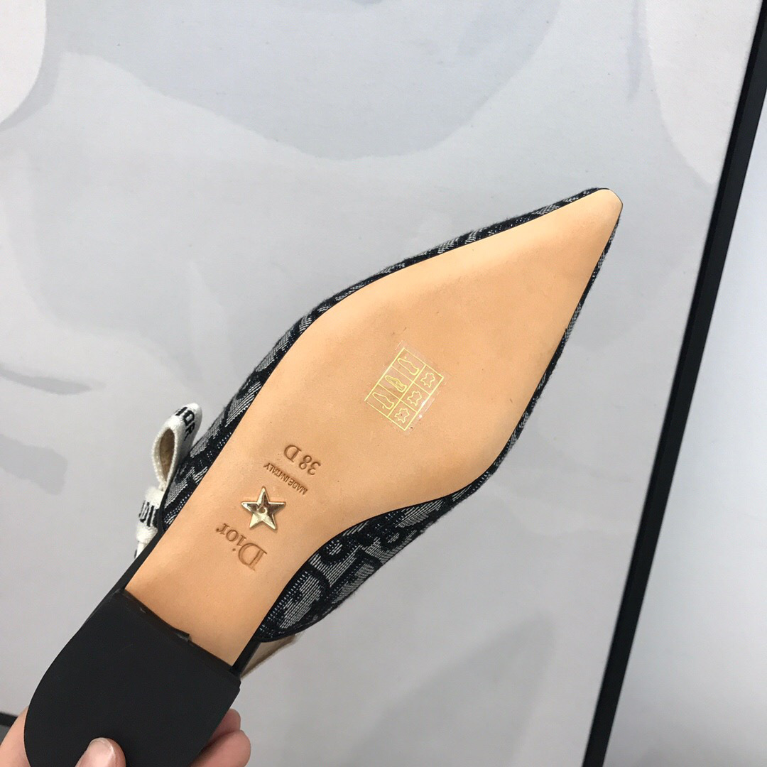 D10r Black Flat shoes