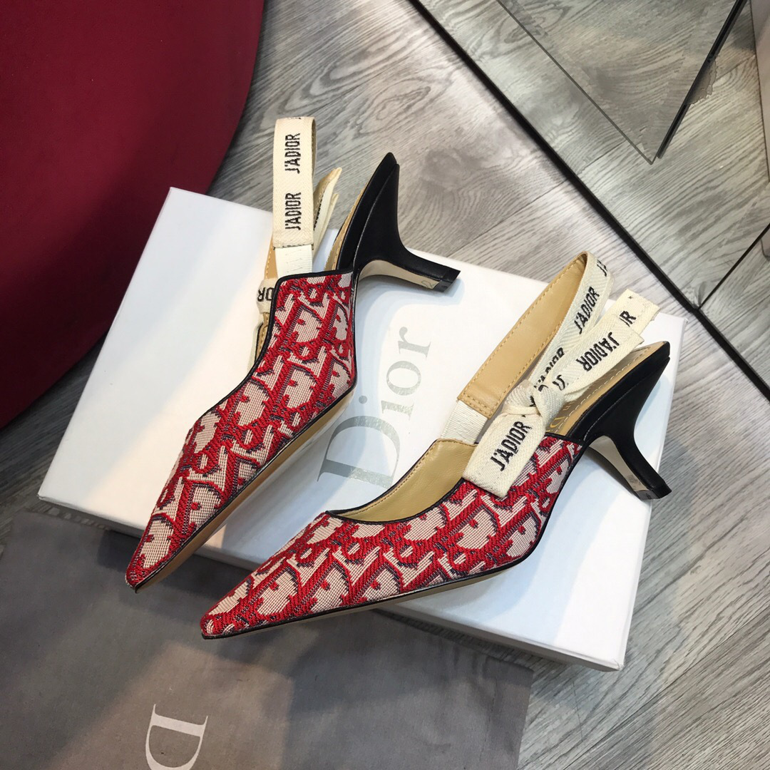D10r Red Mid Heel shoes 6.5cm