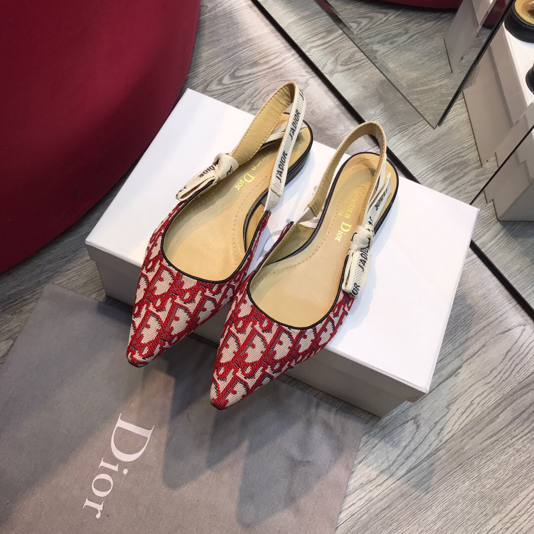D10r Red Flat shoes