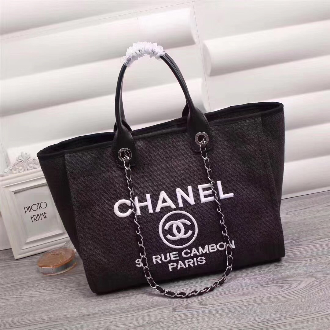 Ch**el Canvas Large Deauville Tote Bag Black A66942