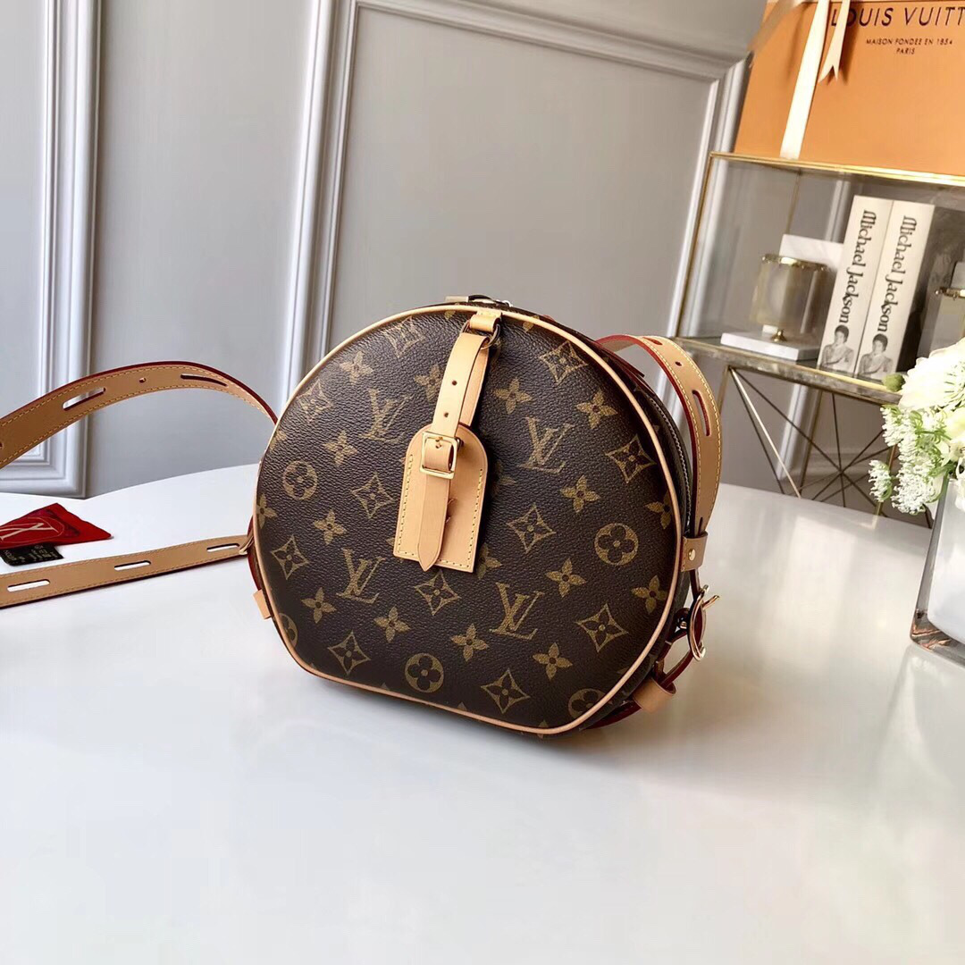 L0vis Vvtt0n Boite Chapeau Souple Monogram Bag M52294