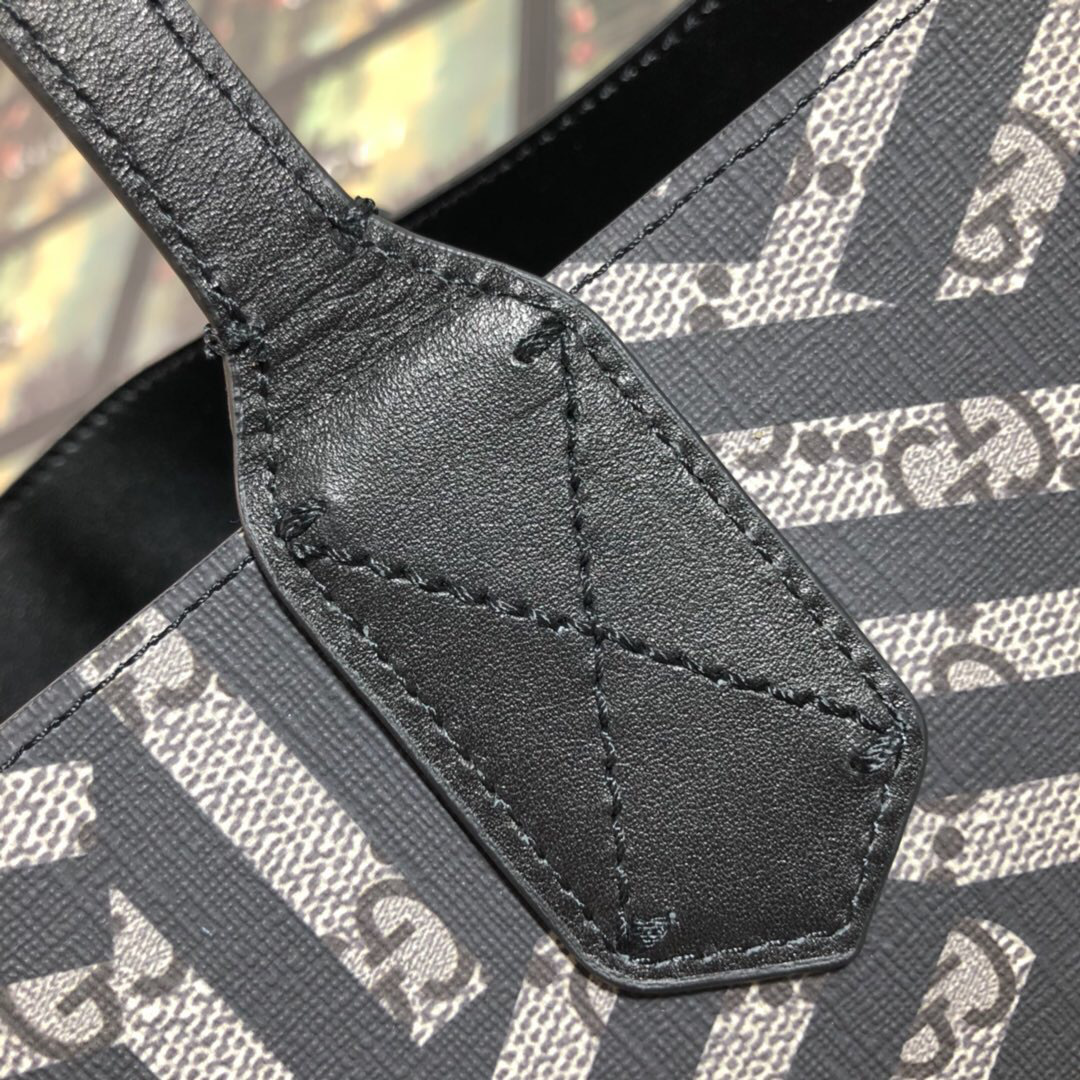 Gvc*1 Tote Calfskin Black Bag 368568