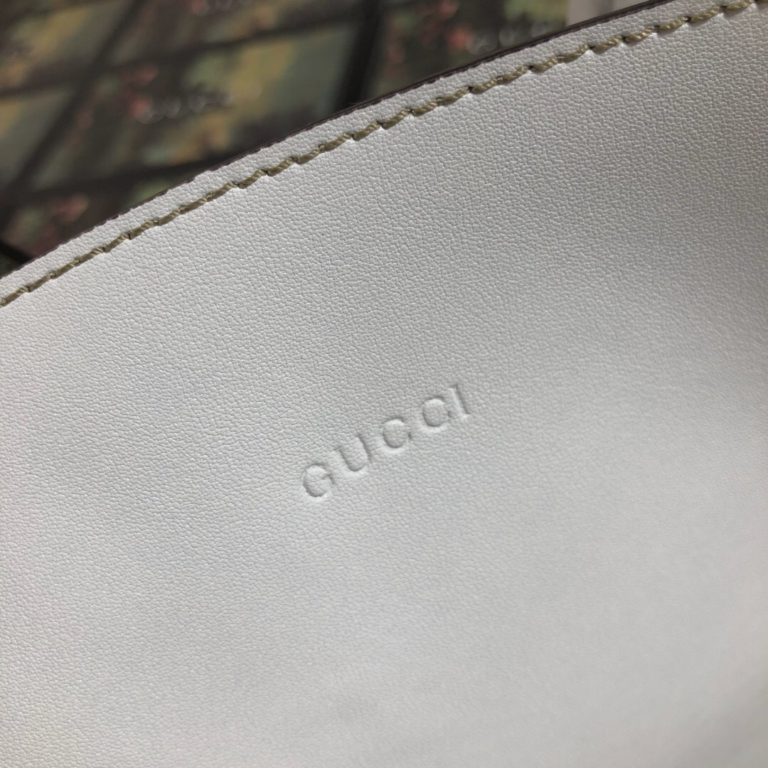 Gvc*1 Tote Calfskin White Bag 368568