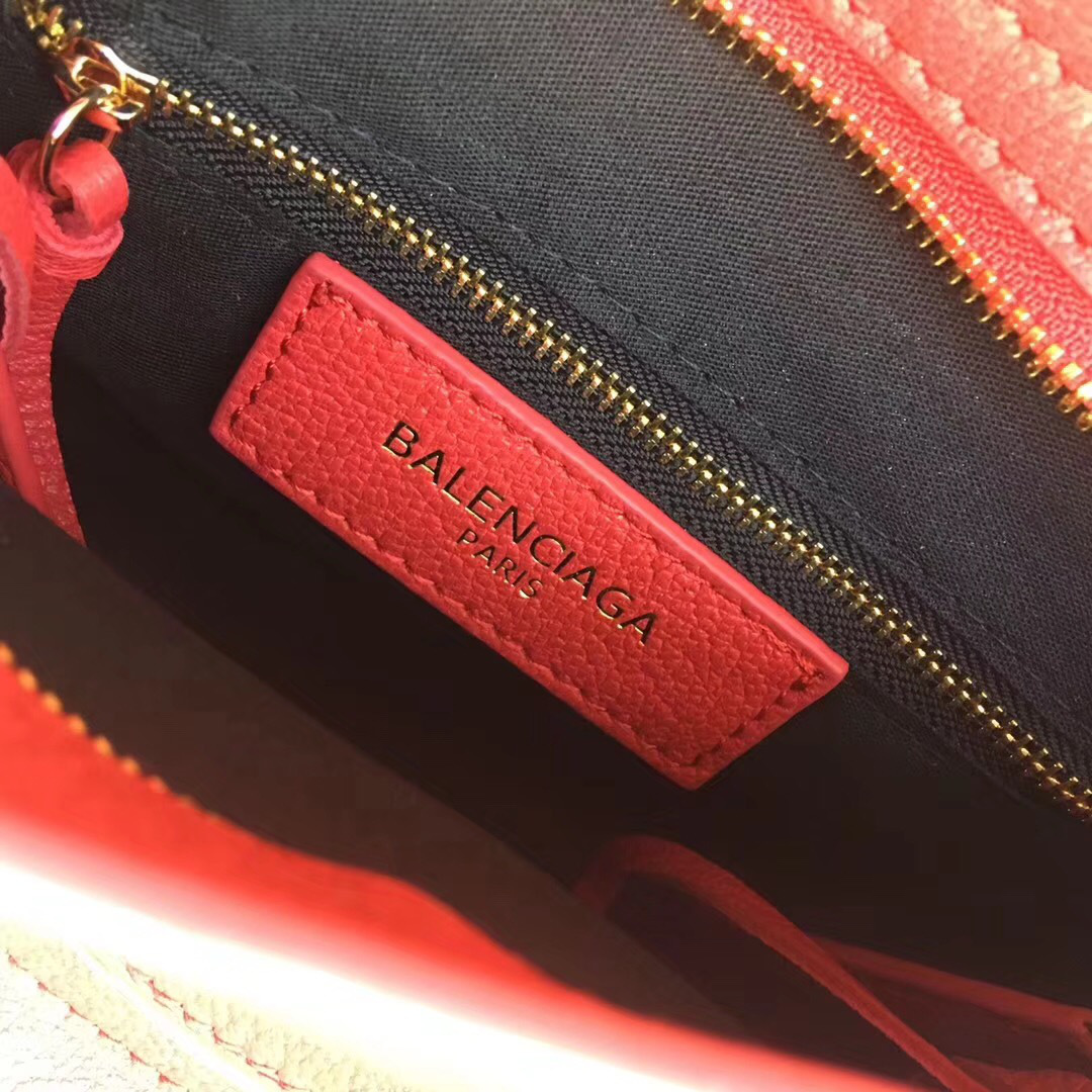 Ba1en*iaga Motorcycle Medium Handbag Red