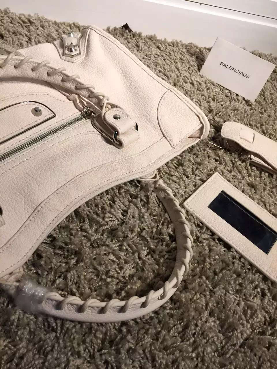 Ba1en*iaga Classic City 38cm Goatskin white Bag