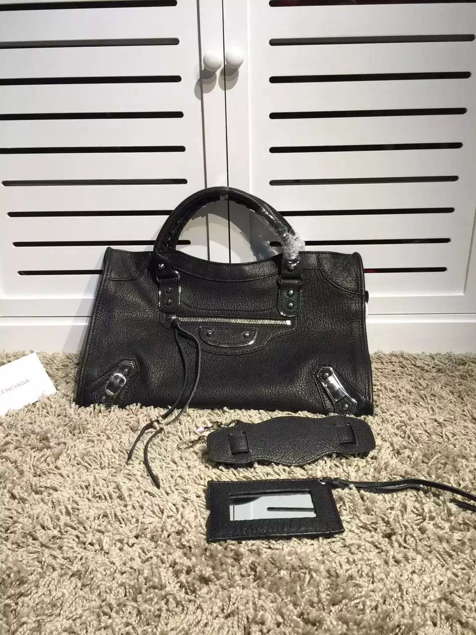 Ba1en*iaga Classic City 38cm Goatskin black Bag