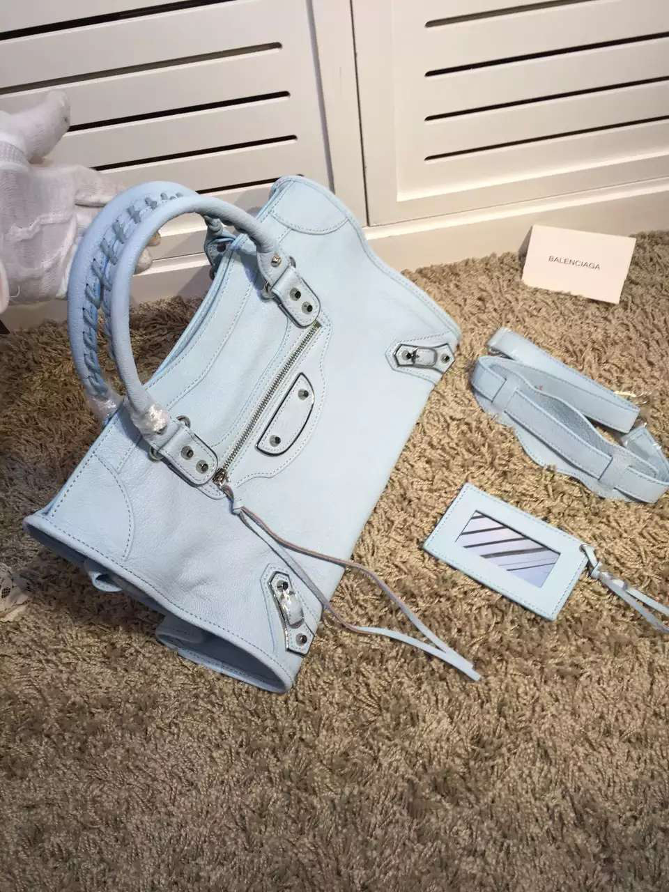 Ba1en*iaga Classic City 38cm Goatskin light blue Bag