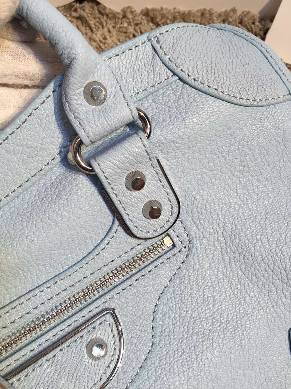 Ba1en*iaga Classic City 38cm Goatskin light blue Bag