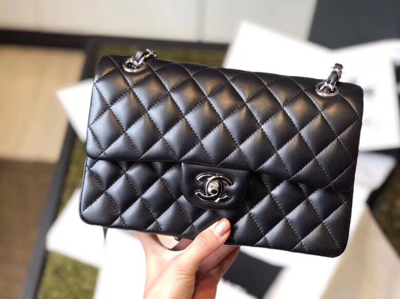 Bagsaaa Ch**el Flap Bag Black Lambskin & Silver Hardware - 23cm