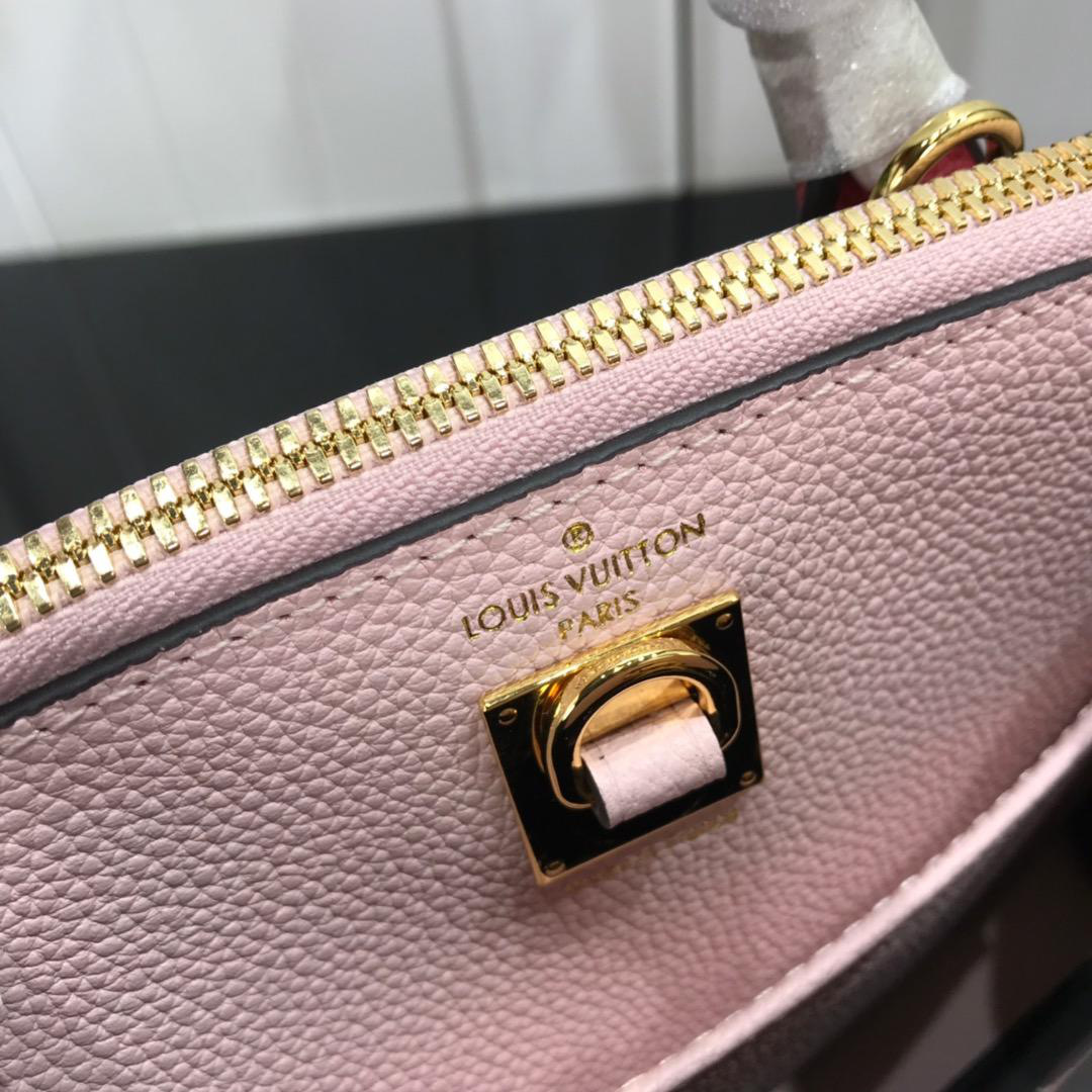 L0vis Vvtt0n 2019SS Mini Calfskin handbag Black with Pink