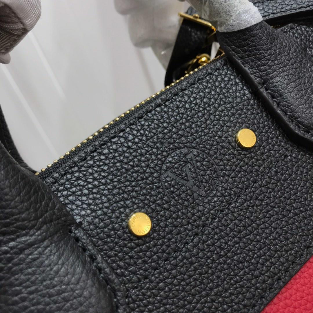 L0vis Vvtt0n 2019SS Mini Calfskin handbag Rose red