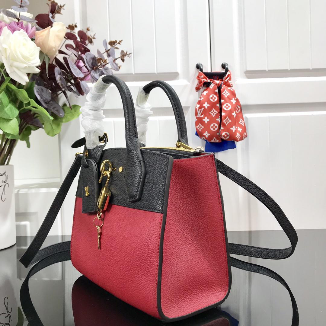 L0vis Vvtt0n 2019SS Mini Calfskin handbag Rose red