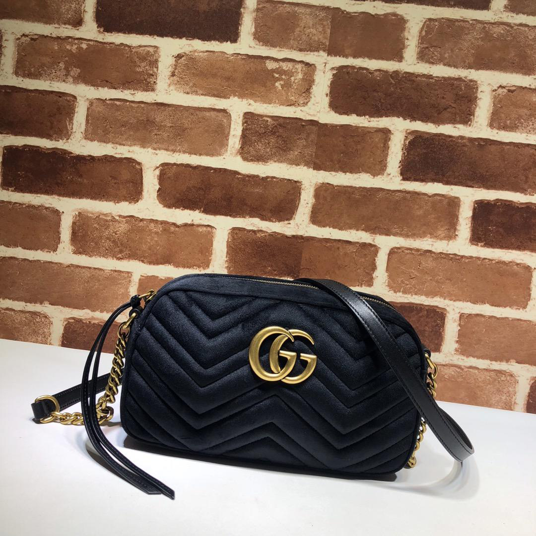 Gvc*1 Velvet Black Bag