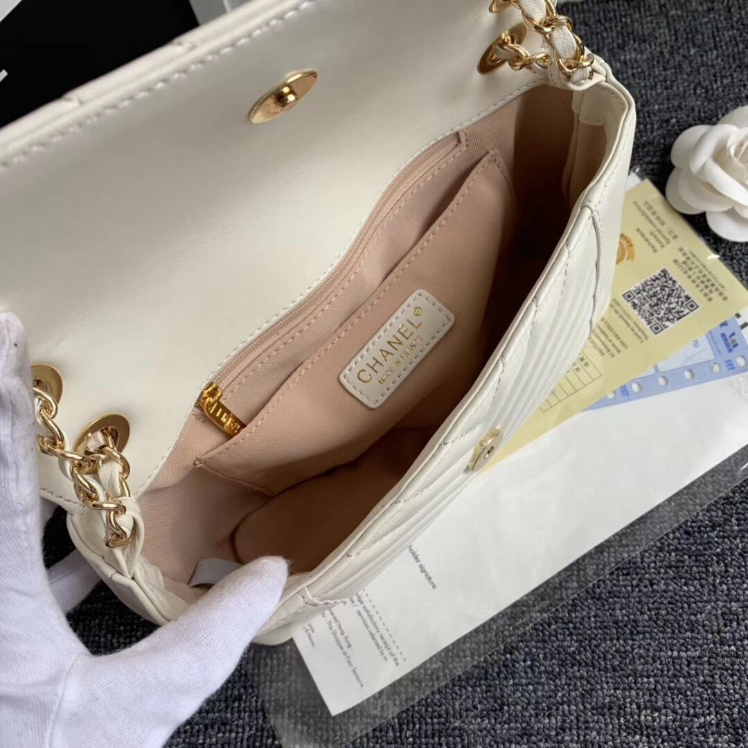 Ch**el Original Lambskin Flap Bag with White Bagsaa