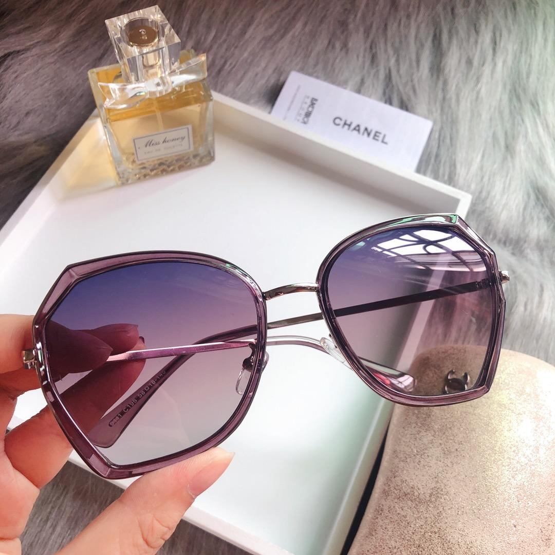 Ch**el sunglasses