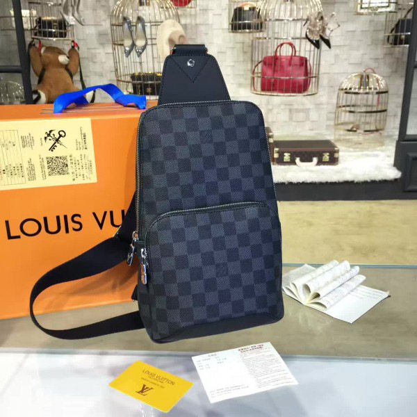 L0vis Vvtt0n Men's Avenue Sling Bag N41719