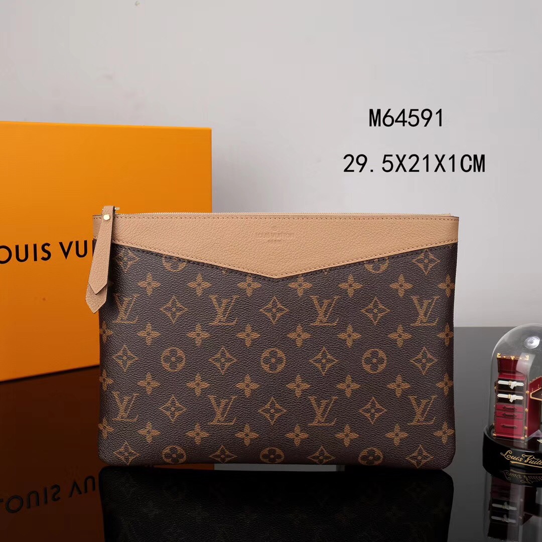 L0vis Vvtt0n Monogram Canvas Daily Pouch Sesame M64591