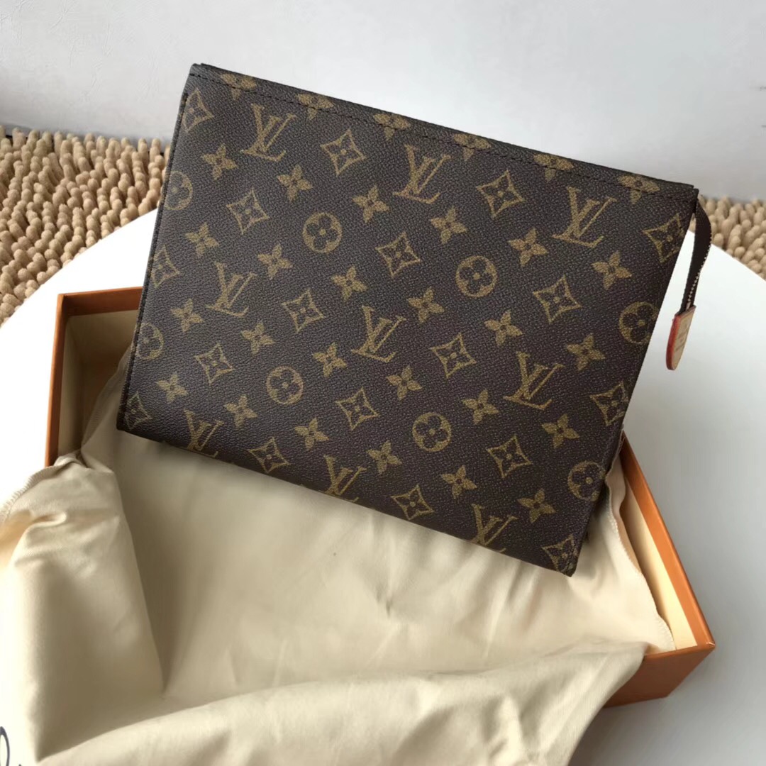 L0vis Vvtt0n toiletry pouch Monogram N47542