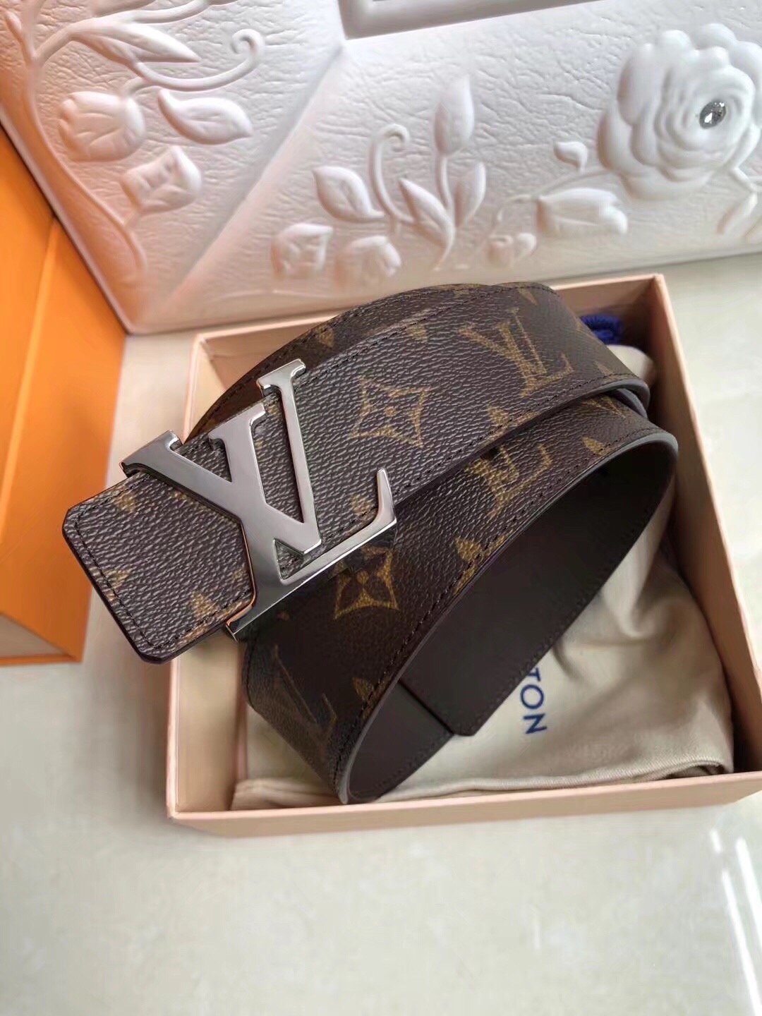 L0vis Vvtt0n Monogram Belt Silver Hardware Bagsaa