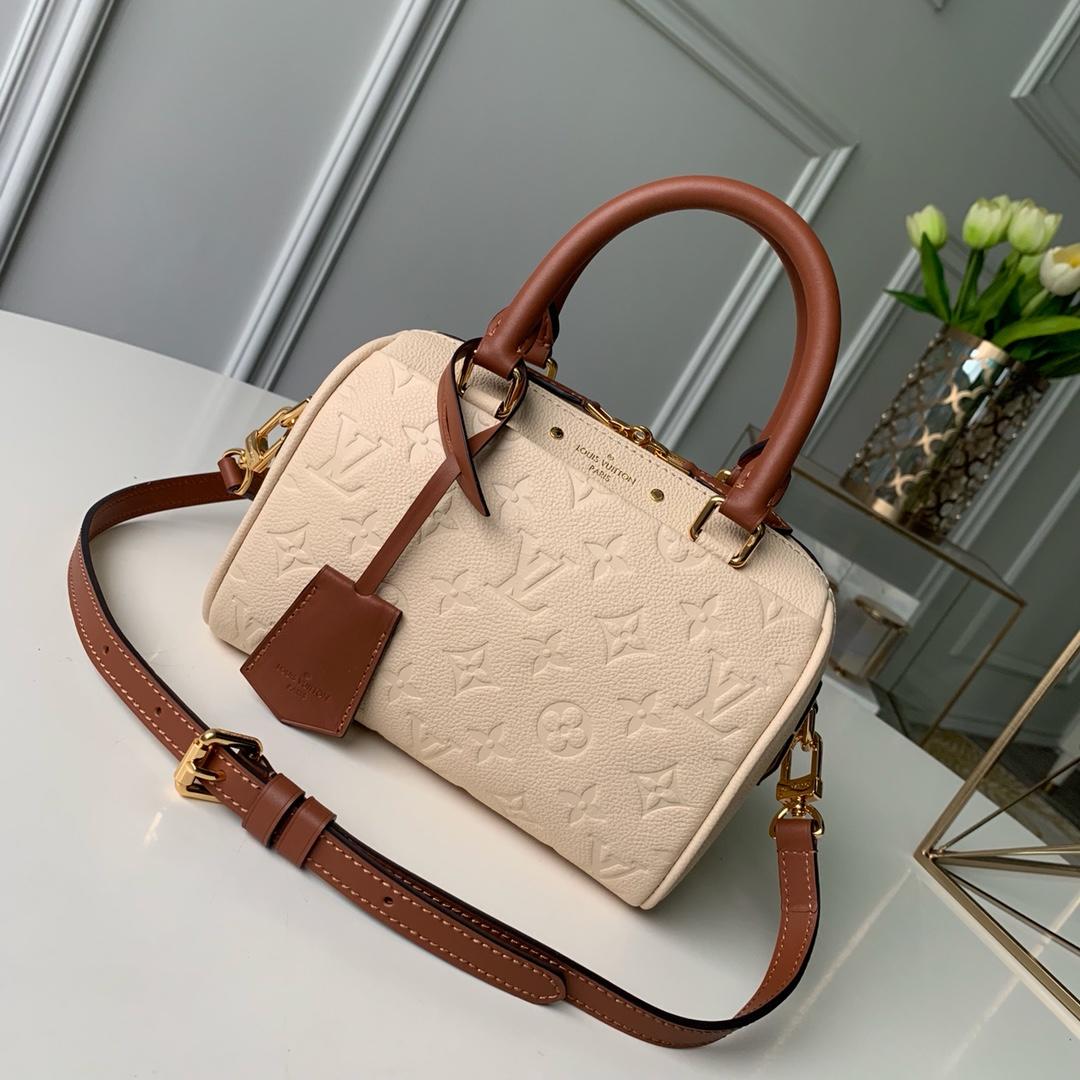 L0vis Vvtt0n embossed leather Speedy 20 Handbag