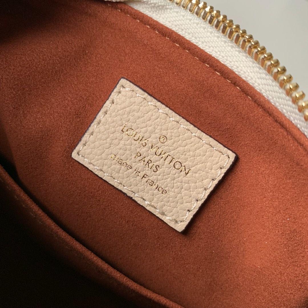 L0vis Vvtt0n embossed leather Speedy 20 Handbag