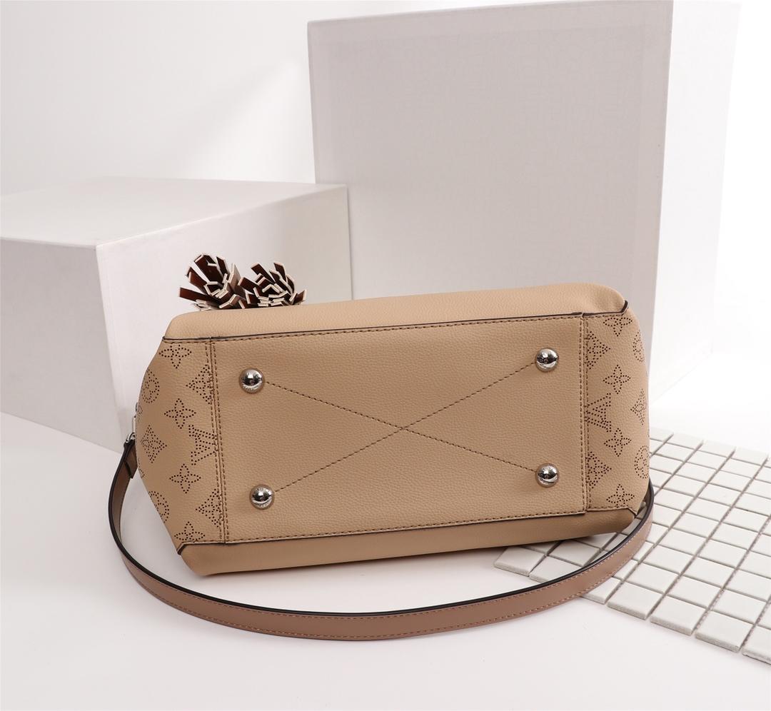 L0vis Vvtt0n Mahina zipper Tote handbag