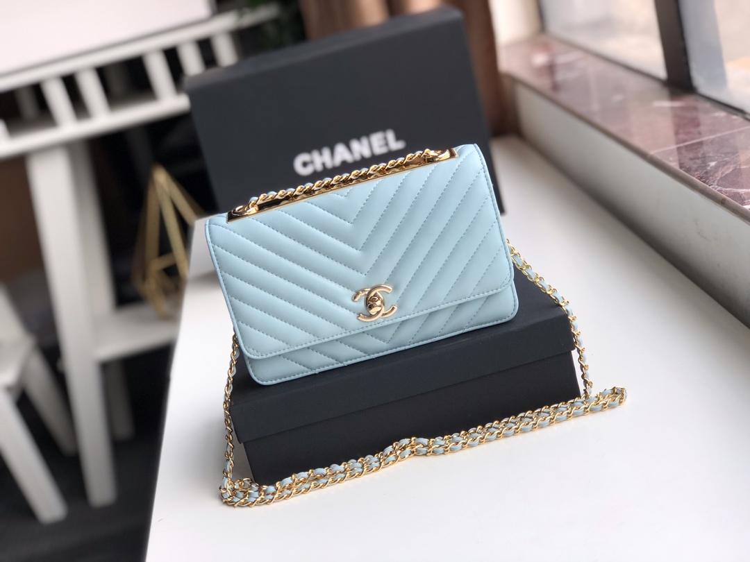 Ch**el Lamb skin V-type chain Bag Blue bagsaa