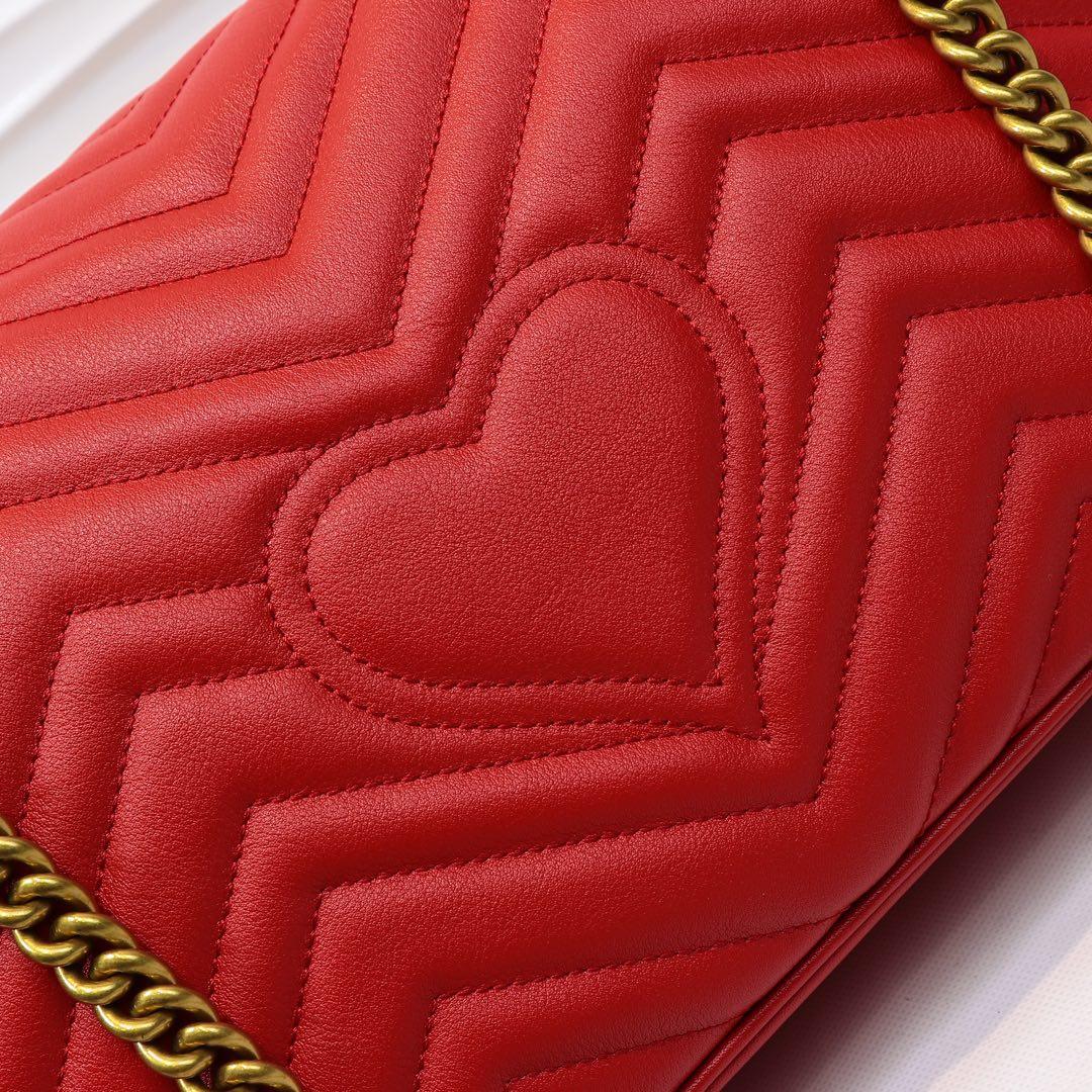 Gvc*1 Marmont medium matelassé shoulder bag Red 443496