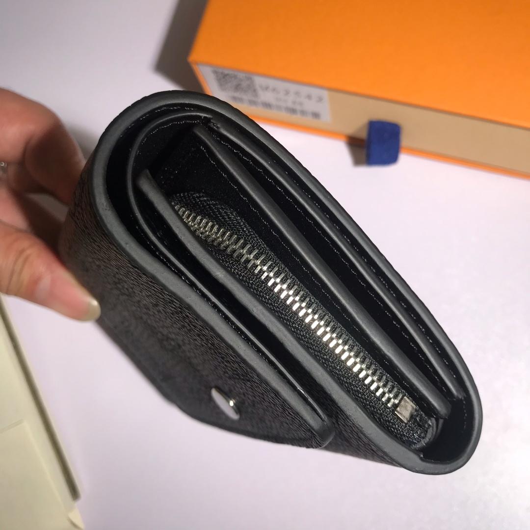 L0vis Vvtt0n Iris Compact Wallet Black Bagsaa