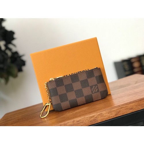 L0vis Vvtt0n Key Pouch 01